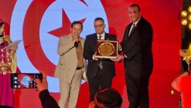 المهرجان الدولي للمونودراما بقرطاج يكرم المخرج مازن الغرباوي بدروته السابعة