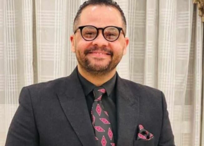 مازن الغرباوي عضو اللجنة العليا لمهرجان ألبامونو الدولي للمسرح بألبانيا