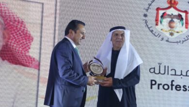 وزارة التربية والتعليم الأردنية تكرم إسماعيل عبد الله.