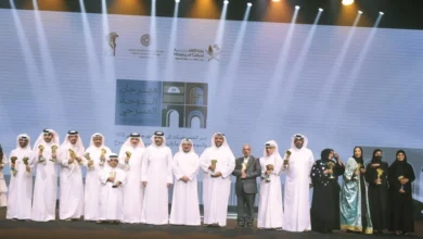 وزير الثقافة القطري يكرم الفائزين في مهرجان الدوحة المسرحي