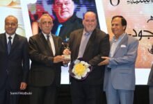 تكريم نقيب الفنانين العراقيين في مهرجان ليالي المسرح الحر الدولي