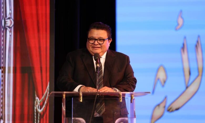 وزير الثقافة يُكرّم المخرج القدير خالد جلال في احتفالية كبرى بالمسرح القومي تقديرًا لإسهاماته في إثراء الحركة المسرحية المصرية