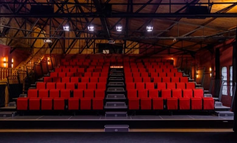 كاتب مسرحي نشط فعاليات توطين جمعية المدينة الصغيرة بشفشاون بالمركز الثقافي الفنيدق 2025